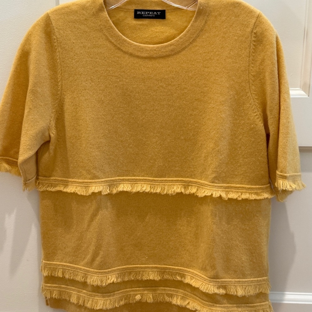 REPEAT CASHMERE SWEATER
